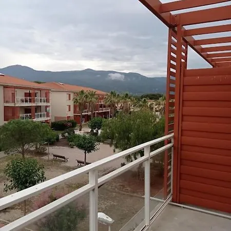 Appartement, Avec Terrasse Apartment *