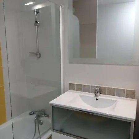 Appartement, Avec Terrasse Apartment *